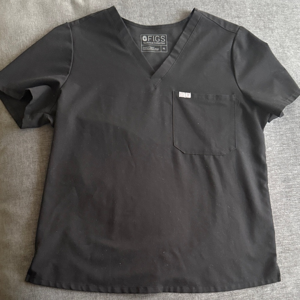 Figs V-Neck scrub top